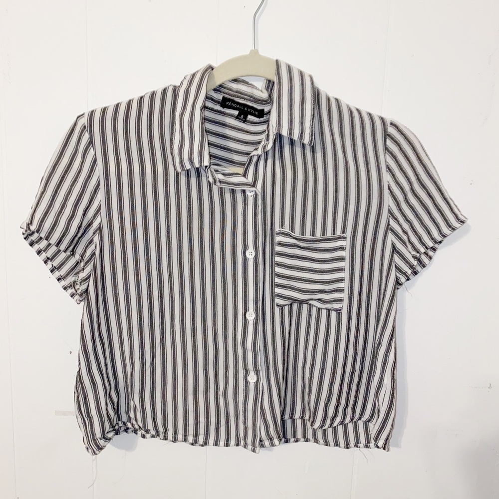 Kendall & Kylie Cropped Stripes Button-up